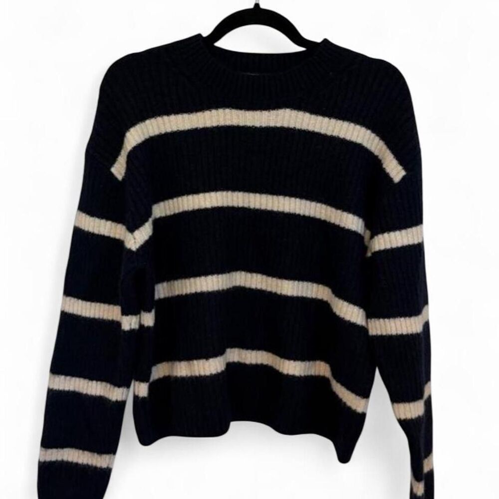 H-m Women's Navy and Blue Jumper
